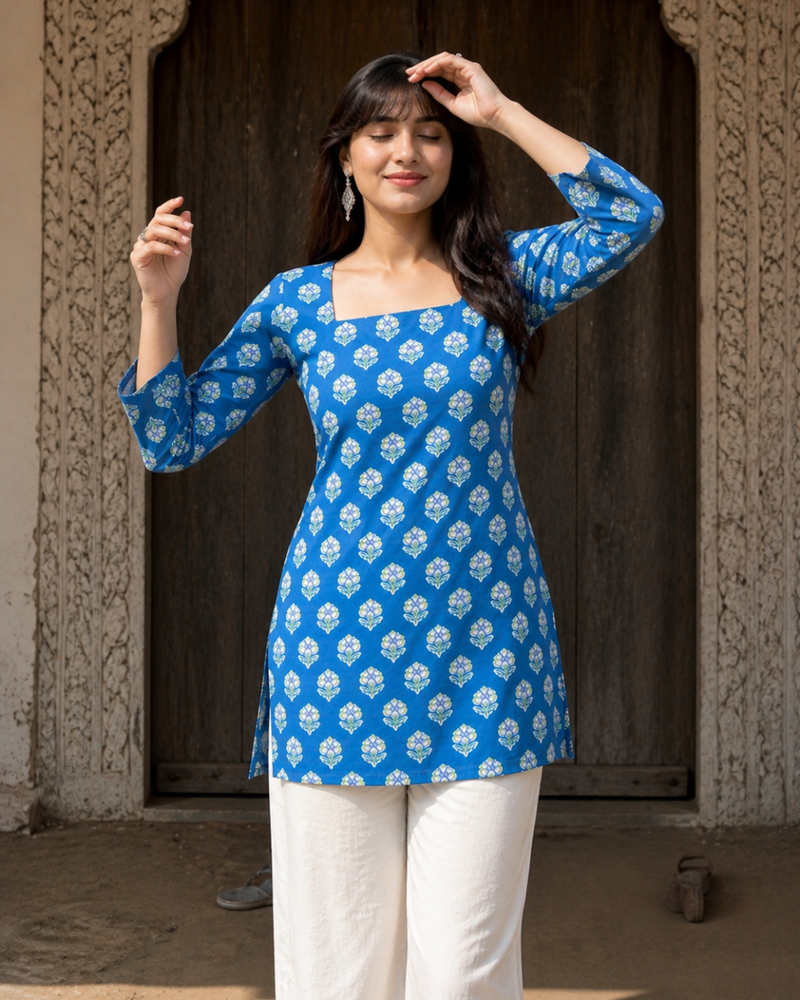 Skyline Bloom Square-Neck Cotton Floral Top