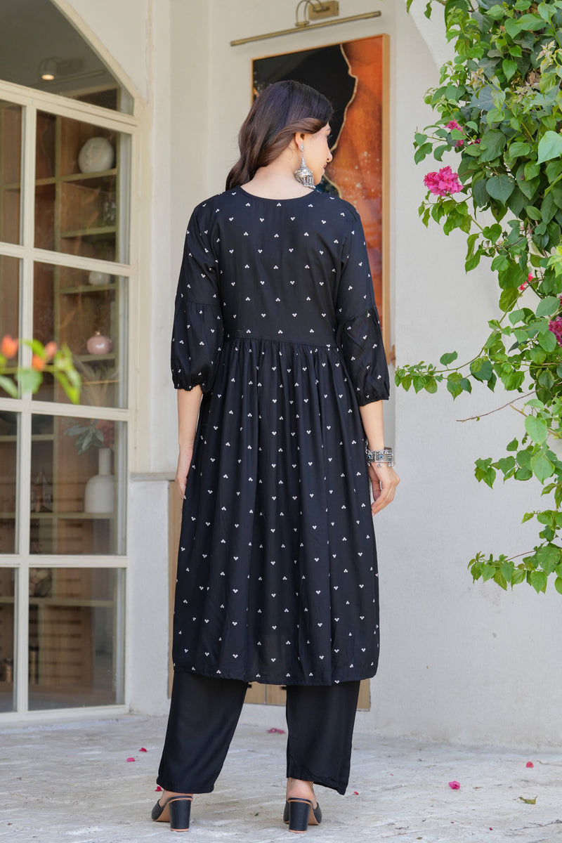 Noir Heritage Embroidered Cotton Kurta Pant Set with Dupatta