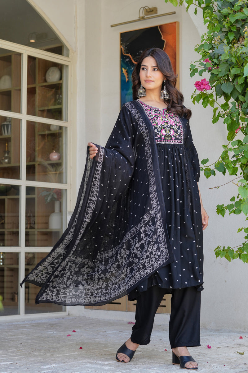 Noir Heritage Embroidered Cotton Kurta Pant Set with Dupatta