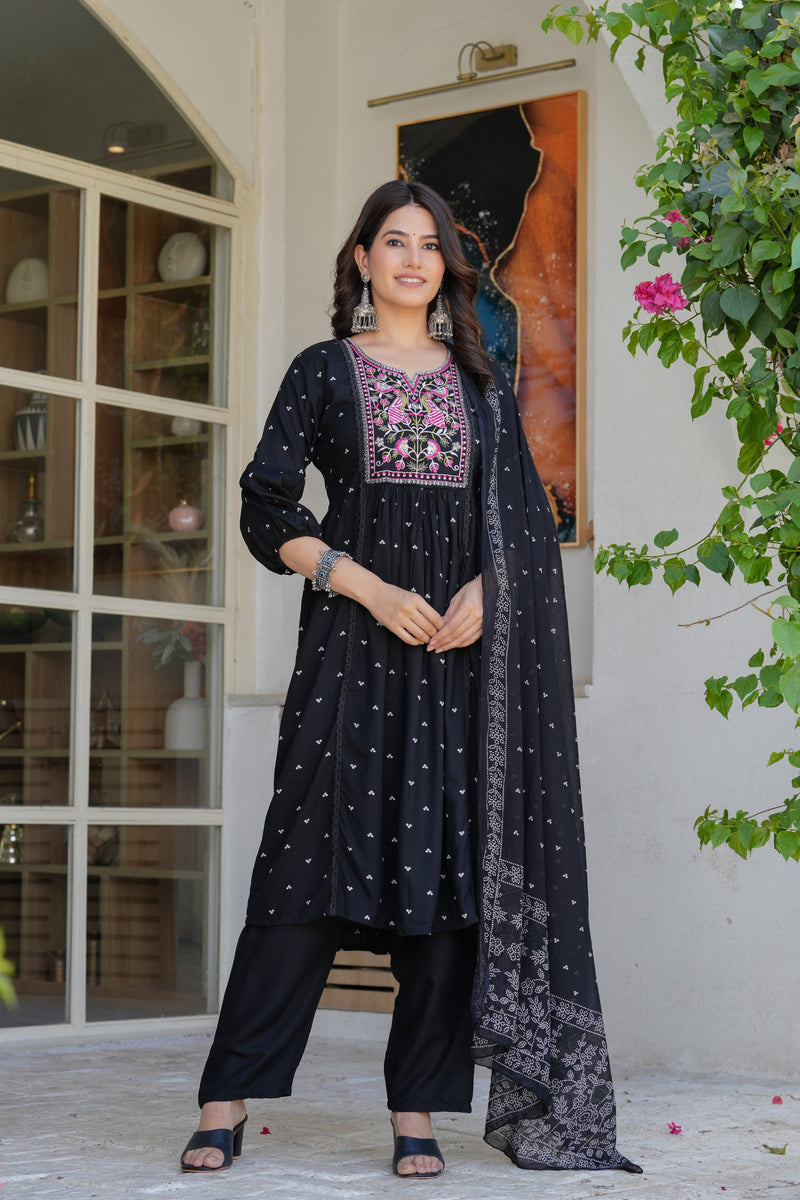 Noir Heritage Embroidered Cotton Kurta Pant Set with Dupatta