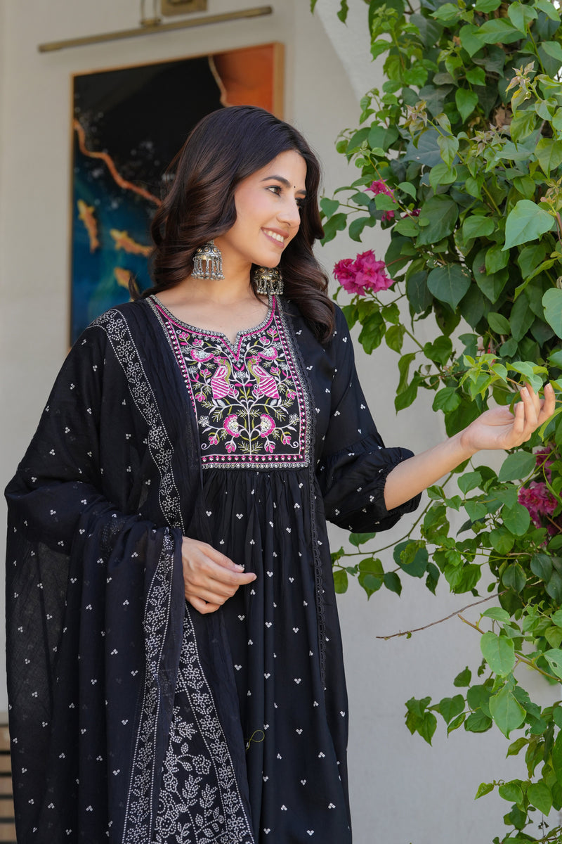Noir Heritage Embroidered Cotton Kurta Pant Set with Dupatta