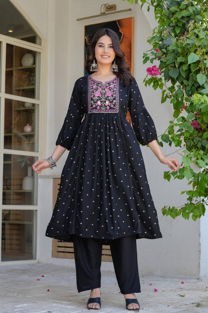 Noir Heritage Embroidered Cotton Kurta Pant Set with Dupatta