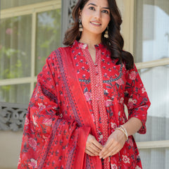 Red Heritage Floral Kurta & Pant Set