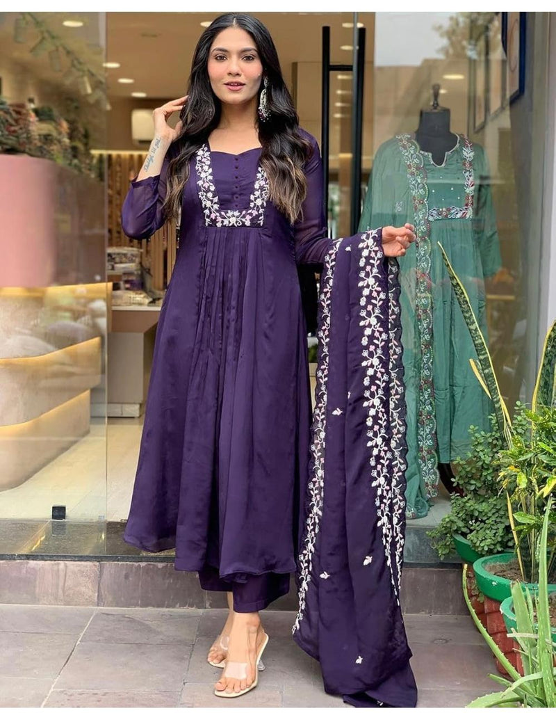 Elegant Purple Embroidered Kurta Set with Dupatta for Women