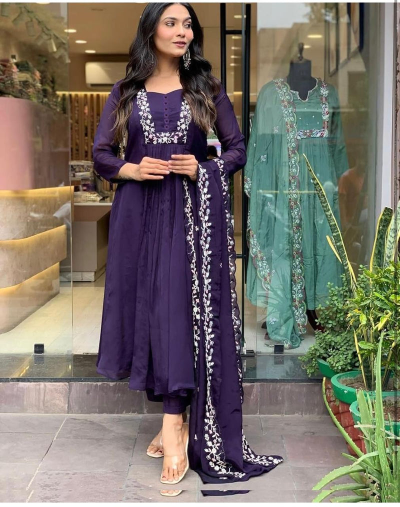 Elegant Purple Embroidered Kurta Set with Dupatta for Women