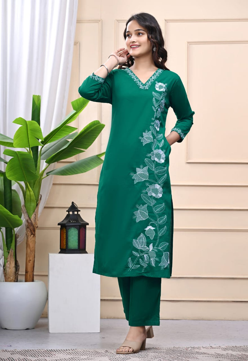 Elegant Green Embroidered Kurta Set for Women