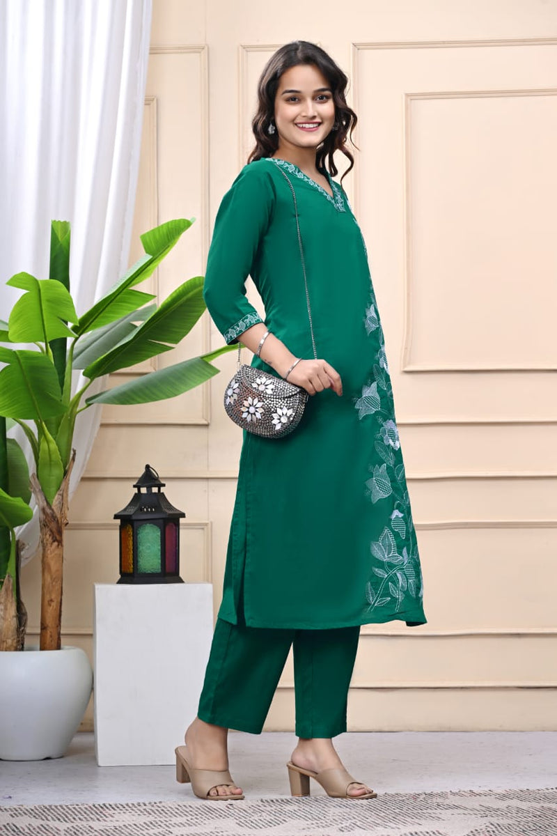 Elegant Green Embroidered Kurta Set for Women