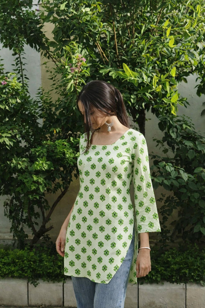 Women Premium Printed Cotton Kurtis